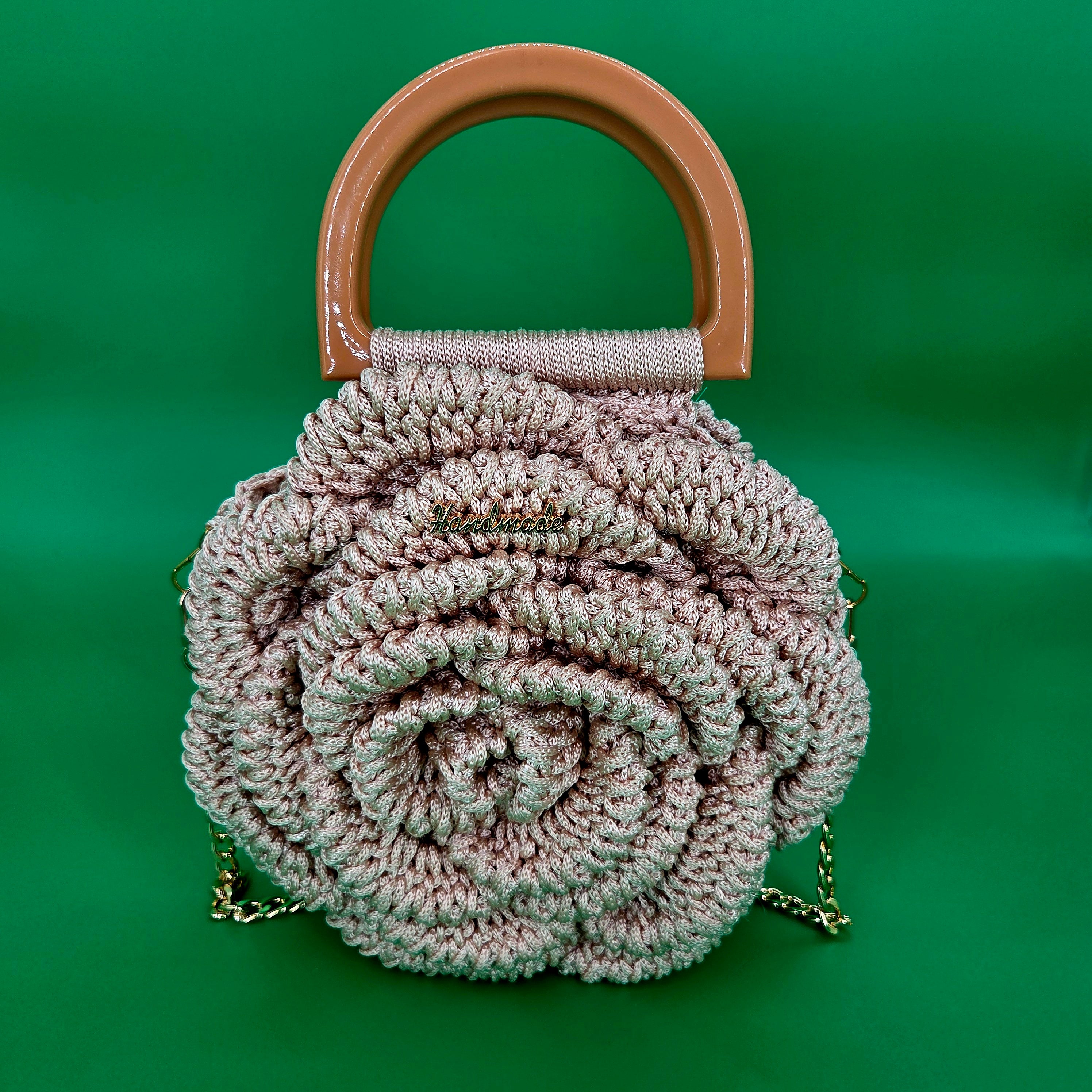 Bolso pequeño estilo rosa crochet – Beige con toques dorados