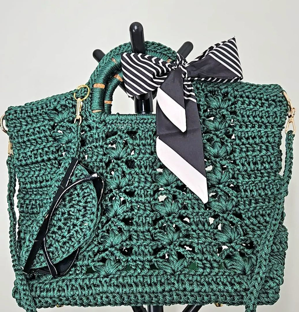 Bolso mediano de hombro y mano crochet – Verde Pino